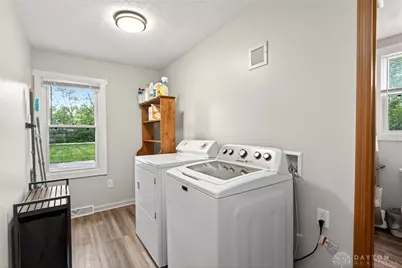 181 E Main Street, Enon Vlg, OH 45323 - Photo 23