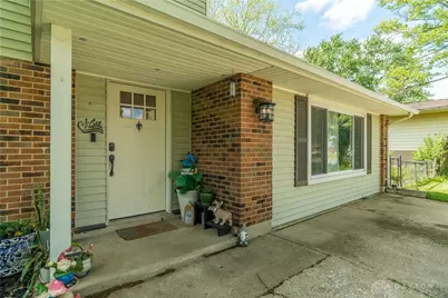 5223 Hahn Avenue, Fairborn, OH 45324 - Photo 3