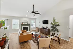 1484 Observatory Dr, Fairborn, OH 45324 - Photo 7