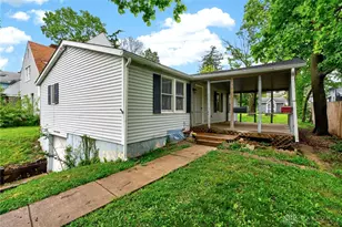 1321 Amherst Pl, Dayton, OH 45406 - Photo 1