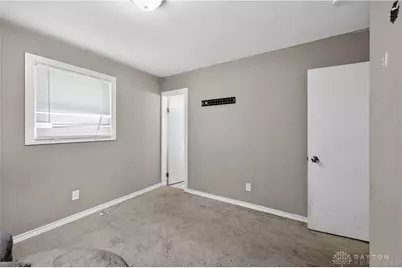 301 Applegate Road, Dayton, OH 45322 - Photo 9