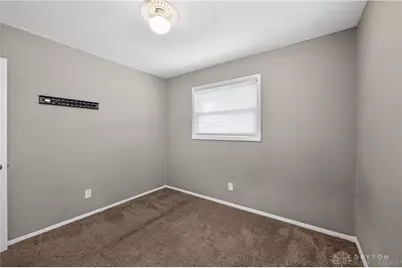 301 Applegate Road, Dayton, OH 45322 - Photo 17