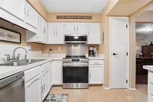 6130 Martingale Ln, Centerville, OH 45459 - Photo 29