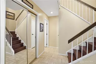 6130 Martingale Ln, Centerville, OH 45459 - Photo 5
