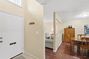 6130 Martingale Ln, Centerville, OH 45459 - Photo 9