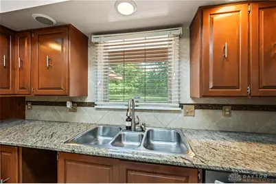 181 Trailwoods Drive, Dayton, OH 45415 - Photo 17