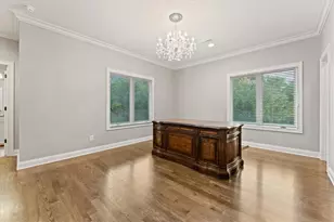 9020 Whisperinghill Dr, Cincinnati, OH 45242 - Photo 7