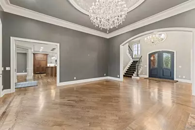 9020 Whisperinghill Drive, Cincinnati, OH 45242 - Photo 25