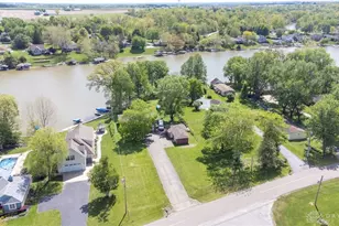 104 W Lakengren Dr, Eaton, OH 45320 - Photo 1