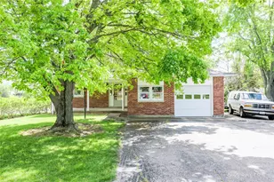 104 W Lakengren Dr, Eaton, OH 45320 - Photo 3