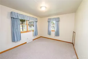 104 W Lakengren Dr, Eaton, OH 45320 - Photo 23