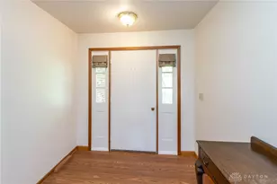 104 W Lakengren Dr, Eaton, OH 45320 - Photo 5