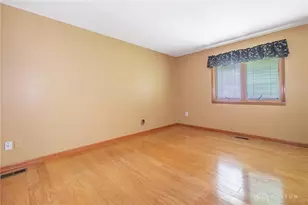 5440 Royalwood Dr, Centerville, OH 45429 - Photo 31