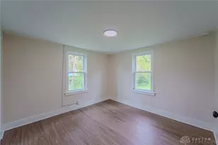 330 St Paul Ave, Springfield Twp, OH 45504 - Photo 17