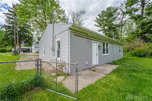 330 St Paul Ave, Springfield Twp, OH 45504 - Photo 23
