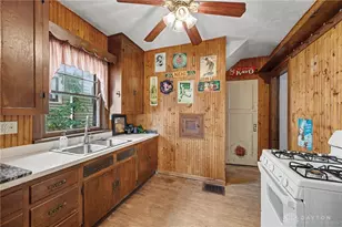 40 E Parkwood Dr, Dayton, OH 45405 - Photo 7