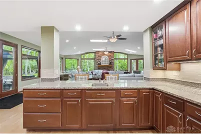 2780 E Spring Valley Pike, Washington Twp, OH 45458 - Photo 15