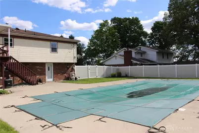 7031 Union Schoolhouse Road, Riverside, OH 45424 - Photo 11