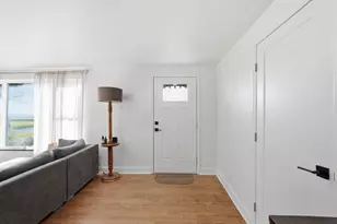 5406 Springfield Jamestown Rd, Springfield, OH 45502 - Photo 5
