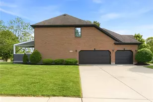 1442 Timshel St, Sugarcreek Twp, OH 45440 - Photo 7