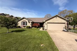 363 Winterset Dr, Englewood, OH 45322 - Photo 3