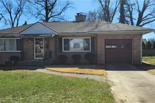 1416 Fieldstone Dr, Dayton, OH 45414 - Photo 3