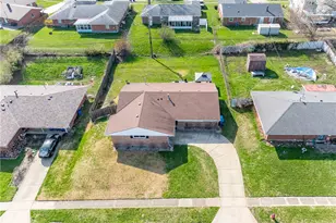 7021 Bascombe Dr, Huber Heights, OH 45424 - Photo 33