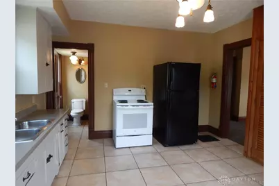 92 E Franklin Street, Dayton, OH 45459 - Photo 7