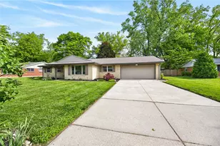 2749 Hemphill Rd, Kettering, OH 45440 - Photo 3