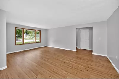 2749 Hemphill Road, Kettering, OH 45440 - Photo 9
