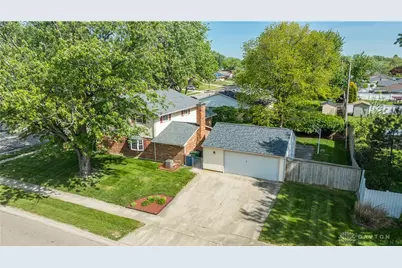 7140 Cohasset Drive, Huber Heights, OH 45424 - Photo 3