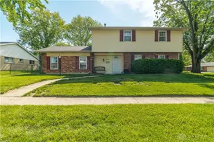 7140 Cohasset Dr, Huber Heights, OH 45424 - Photo 1