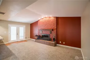 7140 Cohasset Dr, Huber Heights, OH 45424 - Photo 9