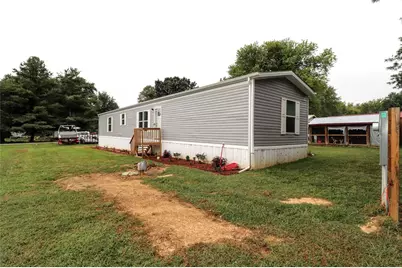 11515 Dundee Drive, Hillsboro, OH 45133 - Photo 9