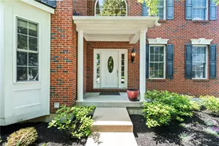 679 Towncrest Dr, Beavercreek, OH 45434 - Photo 1
