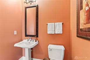 679 Towncrest Dr, Beavercreek, OH 45434 - Photo 25
