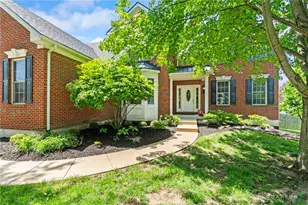 679 Towncrest Dr, Beavercreek, OH 45434 - Photo 1