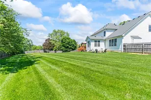 679 Towncrest Dr, Beavercreek, OH 45434 - Photo 79