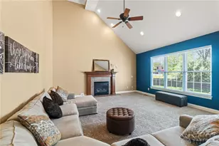 679 Towncrest Dr, Beavercreek, OH 45434 - Photo 9