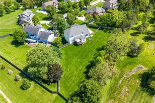 679 Towncrest Dr, Beavercreek, OH 45434 - Photo 7