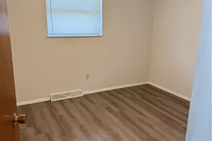 820 Desales St, Vandalia, OH 45377 - Photo 7