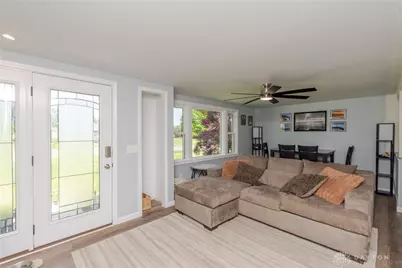 206 Lakengren Drive, Eaton, OH 45320 - Photo 5