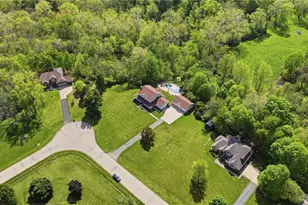 6429 Winding Tree Dr, German Twp, OH 45344 - Photo 5