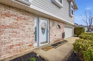 8798 Deer Chase Dr, Huber Heights, OH 45424 - Photo 3