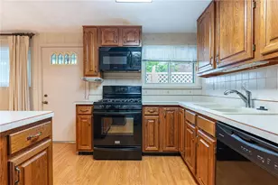 3785 Endover Rd, Kettering, OH 45439 - Photo 11