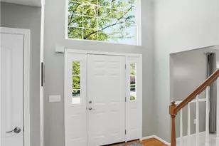 2266 Charleston Way, Beavercreek, OH 45431 - Photo 5