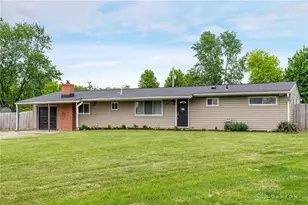 4051 Rosehill Dr, Beavercreek, OH 45431 - Photo 3