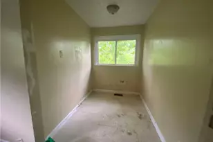33 Patton Ave, Dayton, OH 45417 - Photo 9