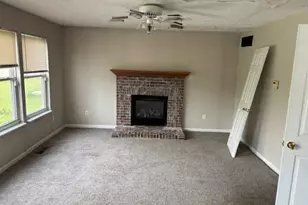 6654 Greeley Ave, Huber Heights, OH 45424 - Photo 7