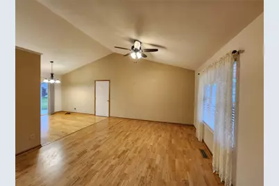 702 Fenview Drive, New Carlisle, OH 45344 - Photo 15